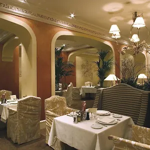 **** Hotel Lotti France